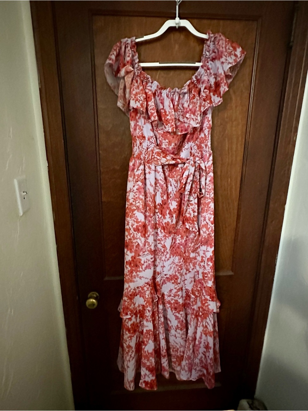 Sachin & Babi Riley Ruffled Off-Shoulder Chiffon Gown Size 10 - Picture 4 of 7